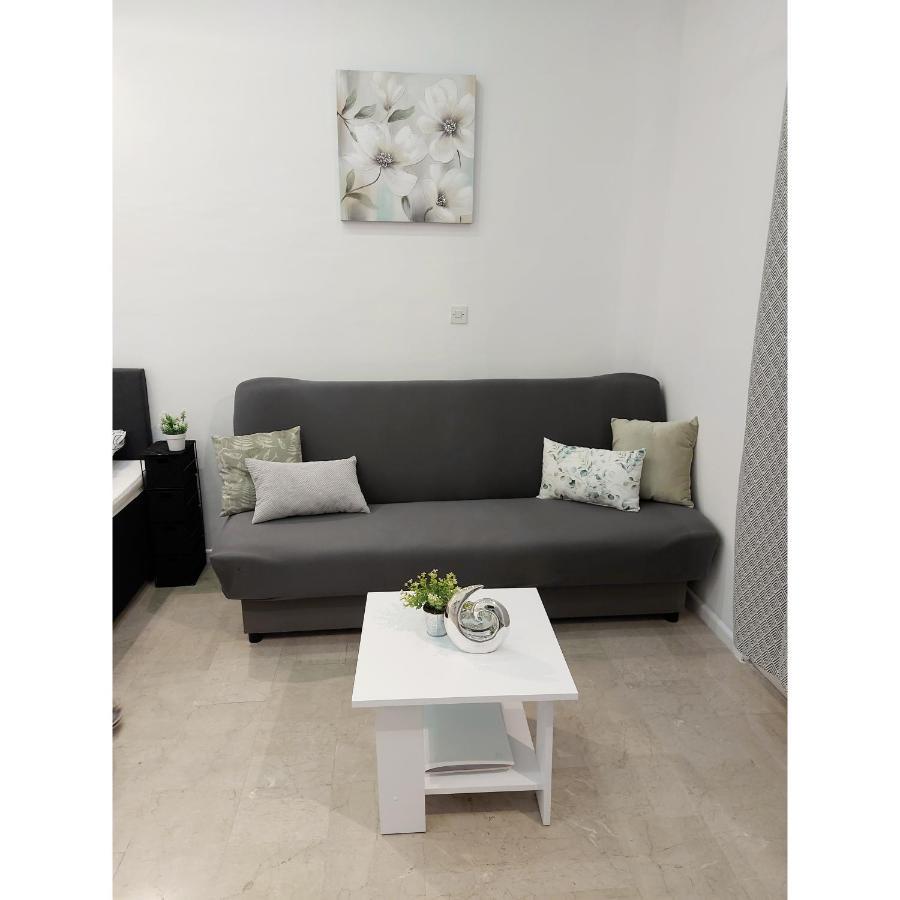Studio Apartment Lee Split Exteriér fotografie