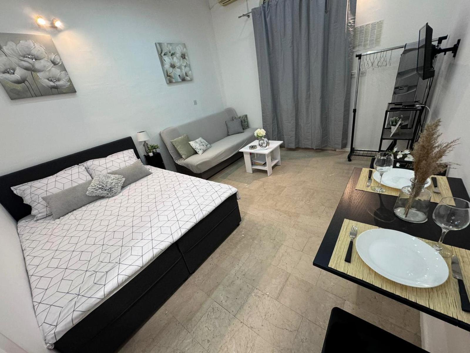 Studio Apartment Lee Split Exteriér fotografie